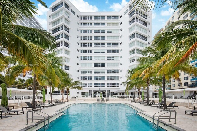 Building Photo - 4925 Collins Ave
