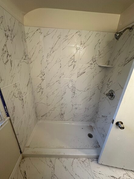 Building Photo - 7517 Sterling