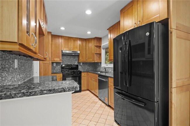 Building Photo - 1342 Atterberry Pl