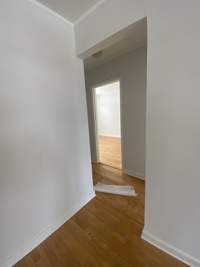 2nd Bedroom entrance - 274 Texas Ave