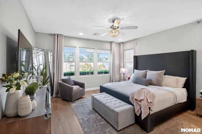 Building Photo - 4060 S Thistle Dr