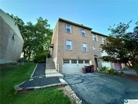 Building Photo - 1943 Alberta Dr