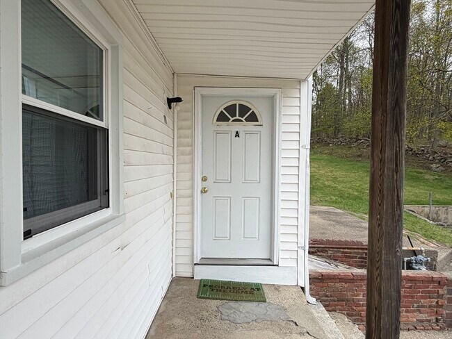 Building Photo - 79 N Main St