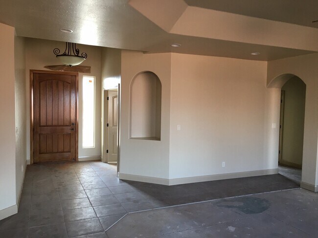Building Photo - 2688 W 310 N