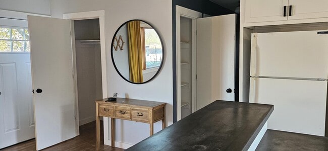 Building Photo - 10016 3rd Ave