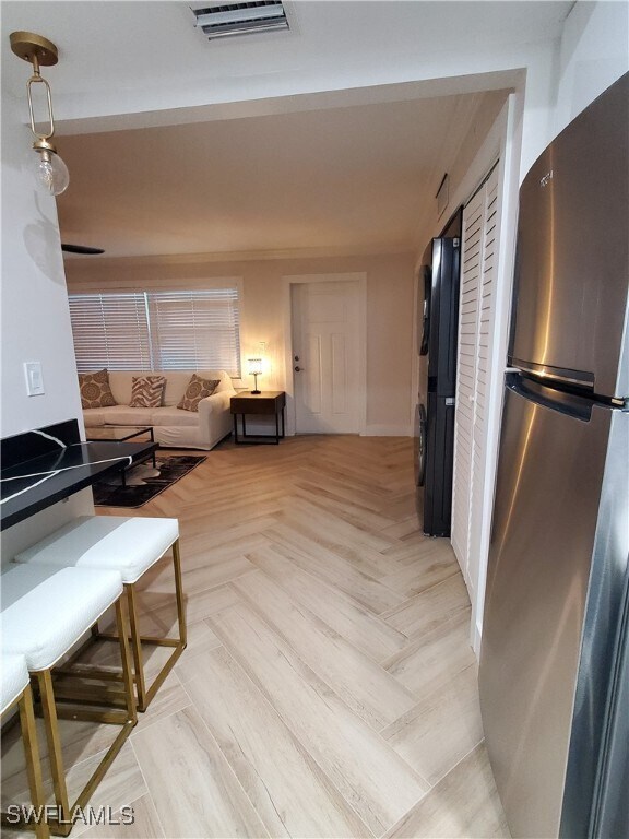 Building Photo - 975 9th Ave S