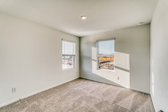 Building Photo - 472 San Miguel Crk Dr