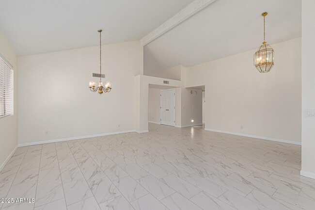 Building Photo - 25645 S Brentwood Dr