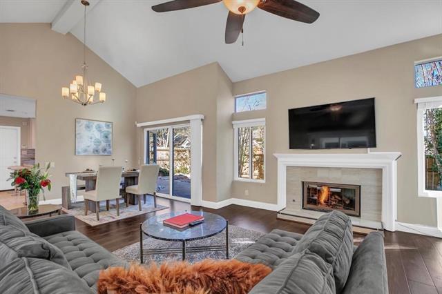 Building Photo - 5915 Smoke Glass Trail