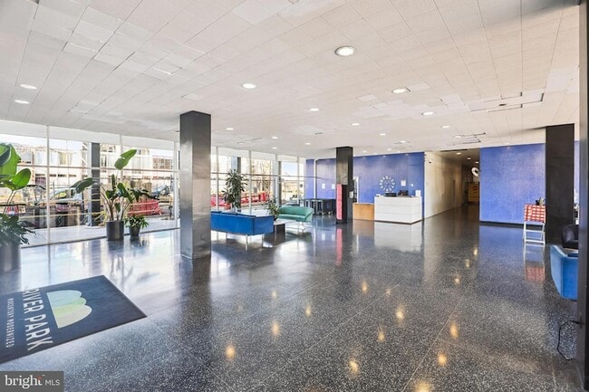 Building Photo - 1301 Delaware Ave SW