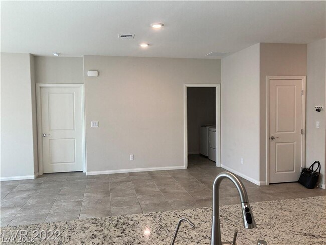 Building Photo - 7914 Pearly Ct