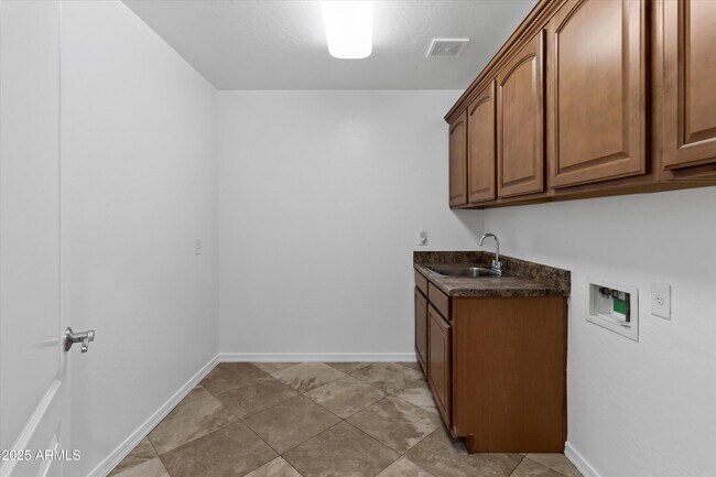 Building Photo - 18330 W Woodrow Ln