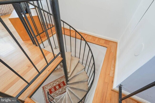 Building Photo - 3630 39th St NW