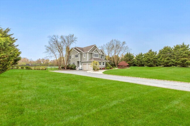 Building Photo - 22 Parrish Pond Ln