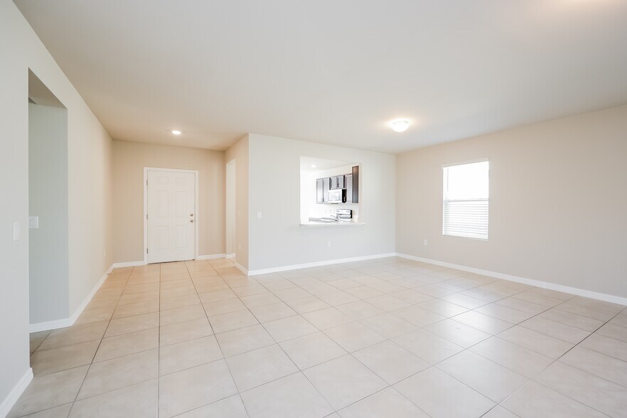 Building Photo - 5341 Shell Mound Cir