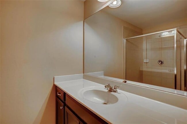 Building Photo - 4018 Creekshire Trl