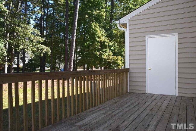 Building Photo - 5646 Picnic Rock Ln