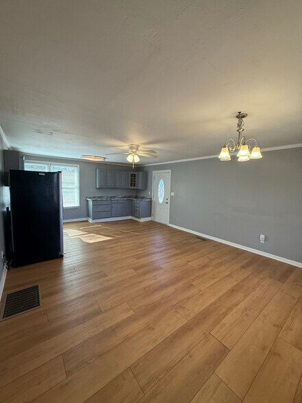 Building Photo - 3210 Trotter Rd