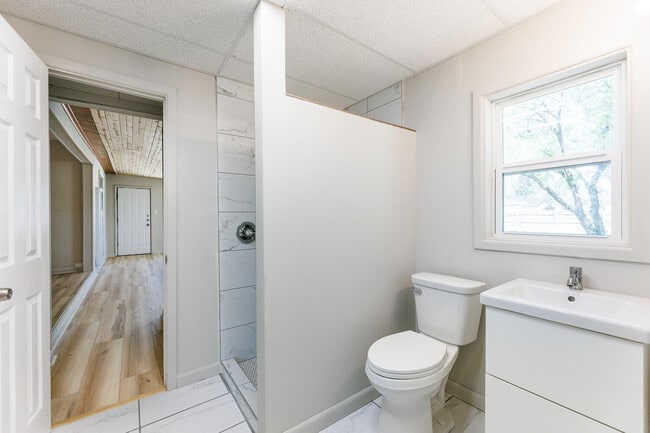 Building Photo - 3406 27th St