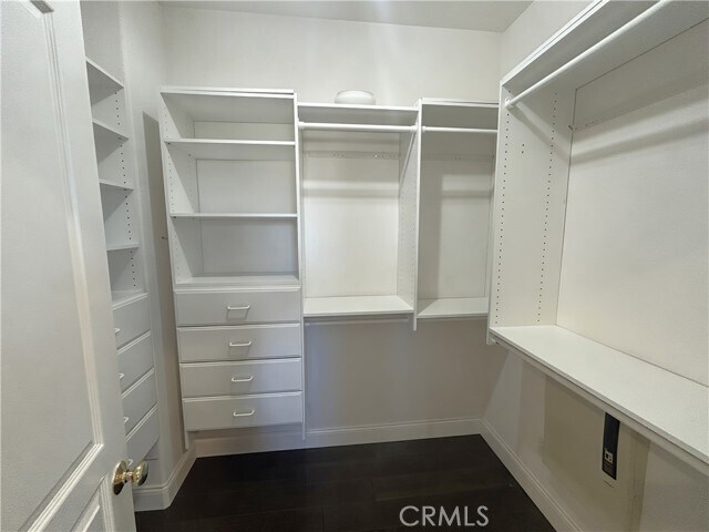 Building Photo - 133 Chantilly