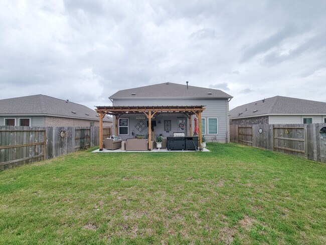 Building Photo - 18670 Scopello Dr