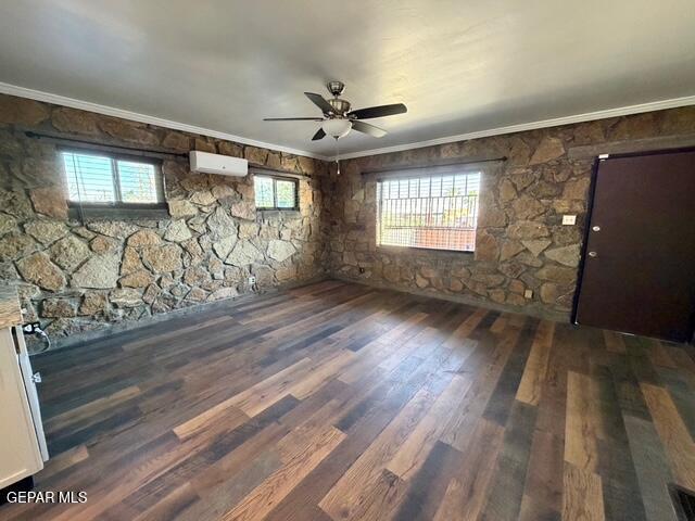 Building Photo - 4018 Sacramento Ave