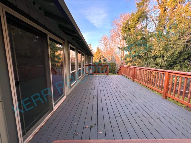 Building Photo - 2650 SW Meyers Dr