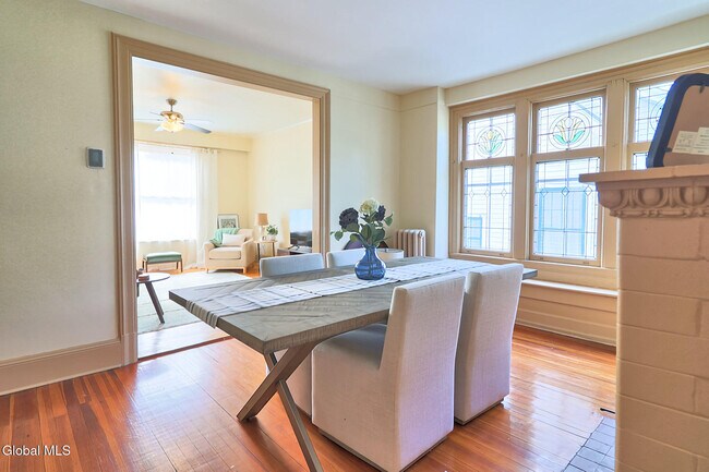 Building Photo - 28 Manning Blvd