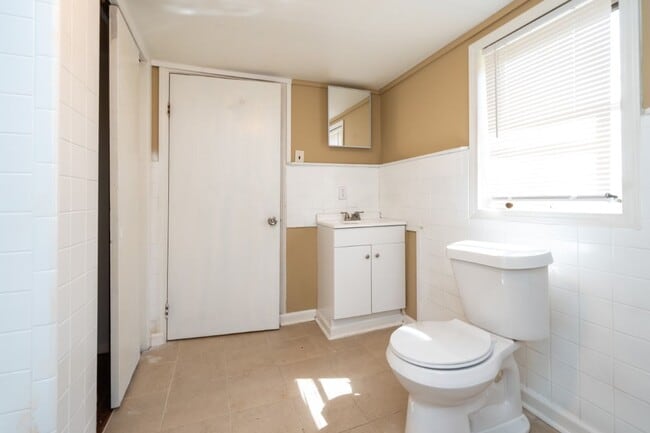 Building Photo - Rare Find Rock Creek – Space, Style & Storage!