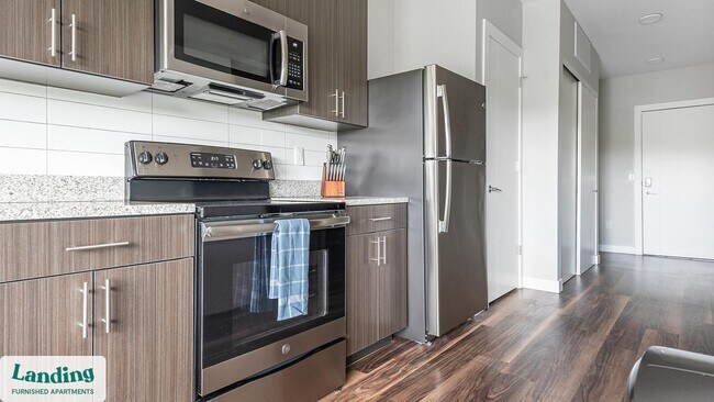 Building Photo - 1010 Enclave Blvd