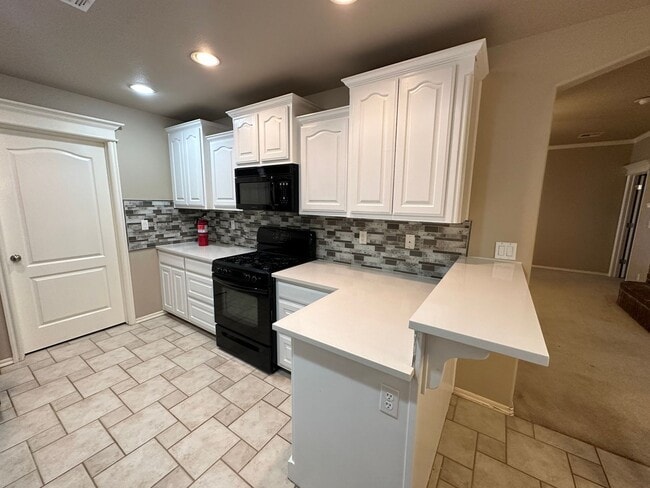 Building Photo - 3 bedroom + Office in Owasso Schools!