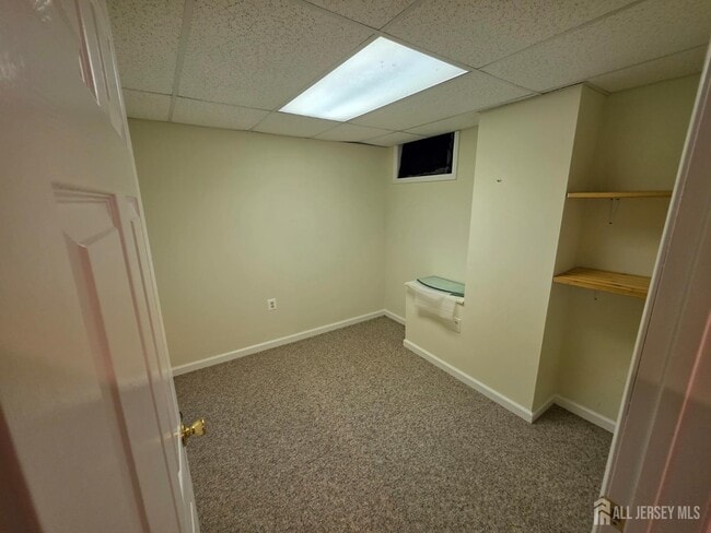 Building Photo - 1301 Dahlia Cir