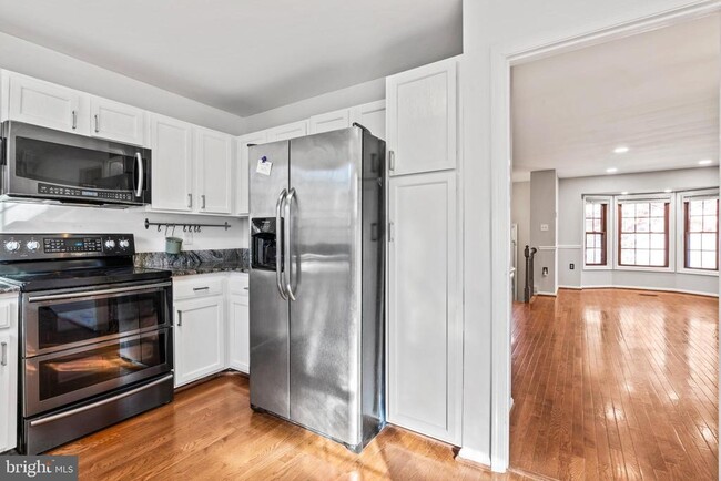 Building Photo - 5416 Wycklow Ct