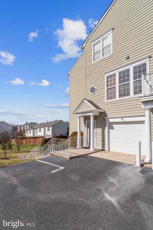 Building Photo - 6339 Eagle Ridge Ln