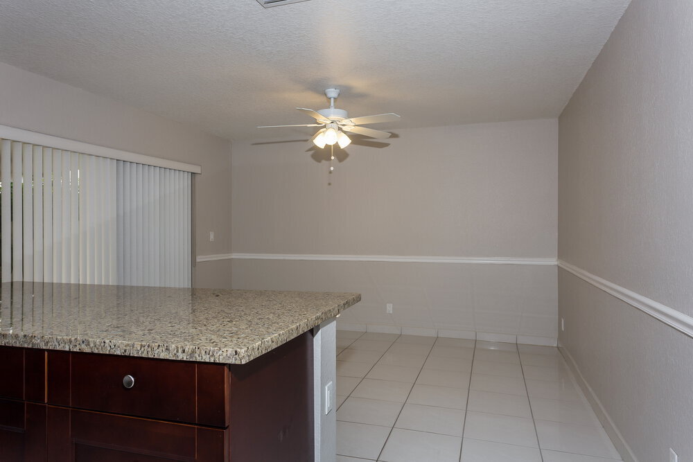 Building Photo - 1161 SW 108th Terrace