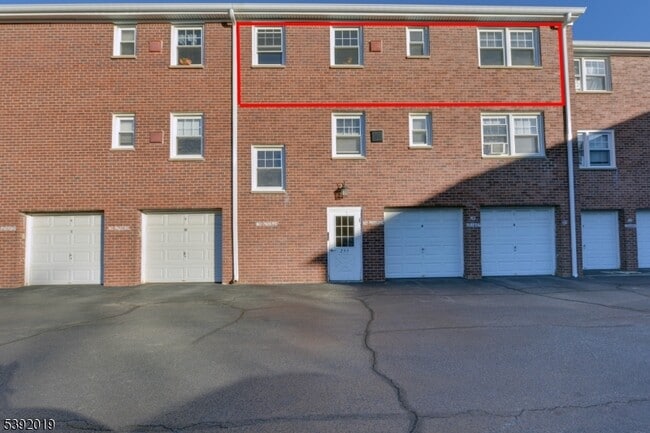 Building Photo - 255 Bogert Rd