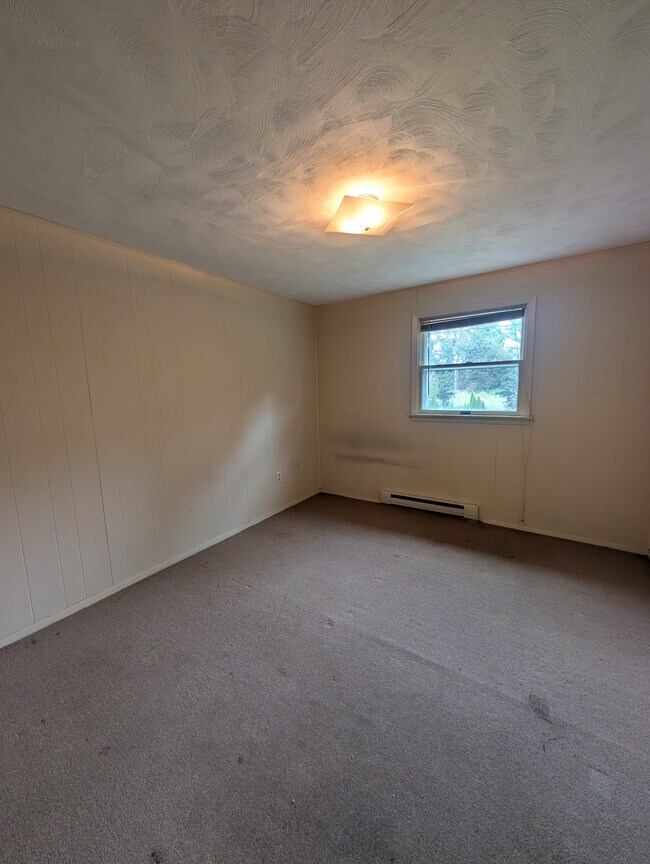 Building Photo - 180 Lenor Dr