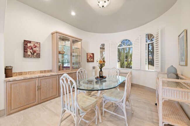 Building Photo - 73110 Calliandra St