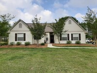 Building Photo - WOOLMARKET - GORGEOUS 4 BED, 2 BATH HOME W...