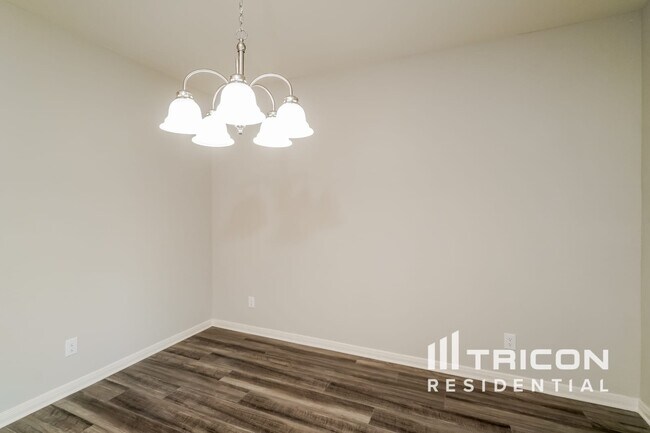 Building Photo - 14355 Gunsight Pass