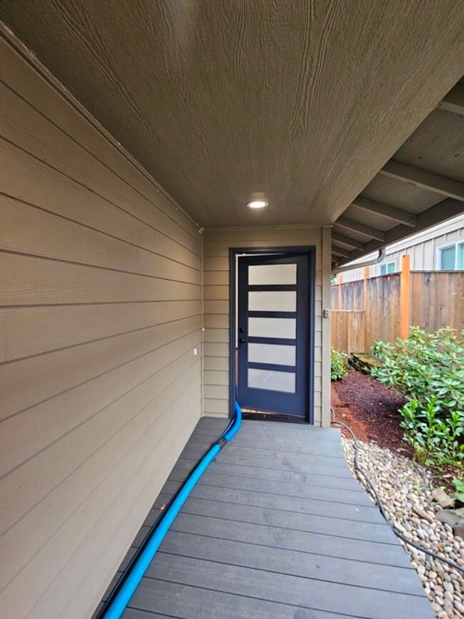 Building Photo - 3Bd/2Ba Single Story Home-Available to view beginning 4/27/2026!