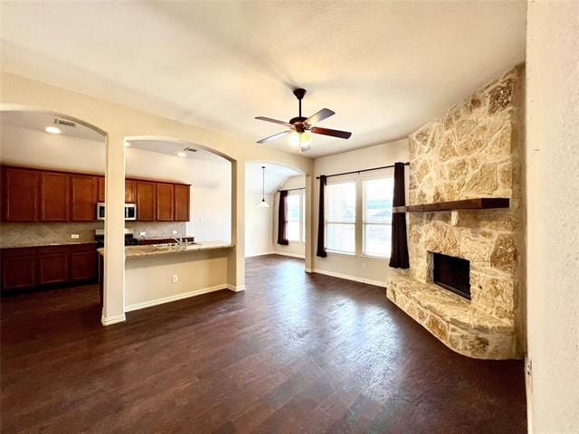 Building Photo - 5201 Pinewood Dr