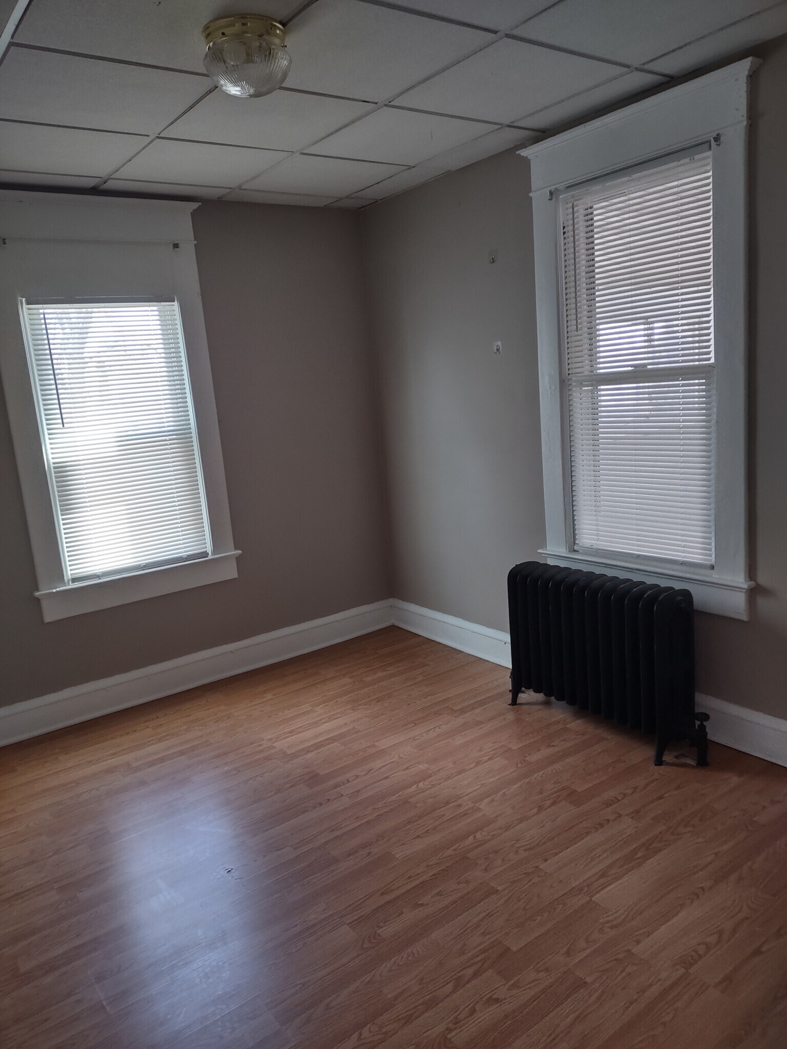 One bedroom - 120 N Broadway