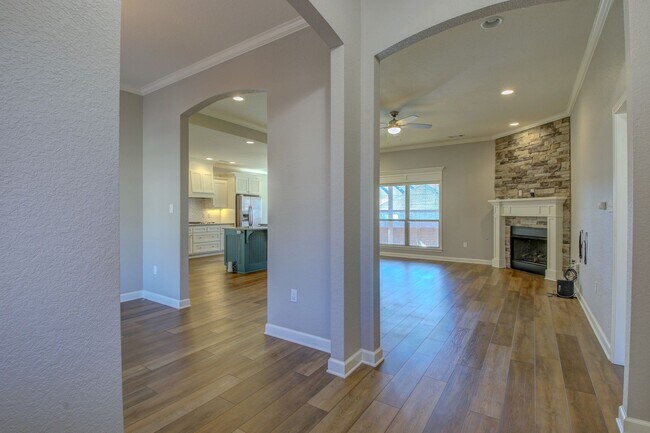 Building Photo - Miller's Glenn Subdivision