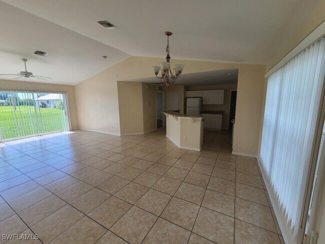 Building Photo - 2030 Andalusia Blvd