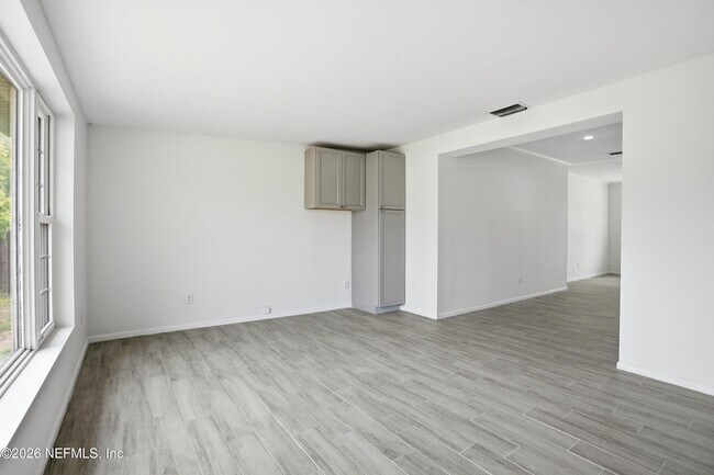 Building Photo - 6713 Provost Rd N