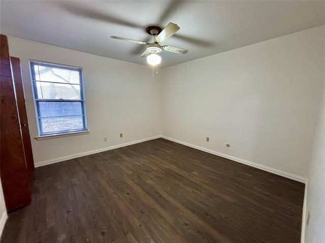 Building Photo - 1602 Carla Ave