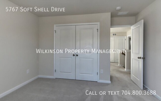 Building Photo - 5767 Soft Shell Dr