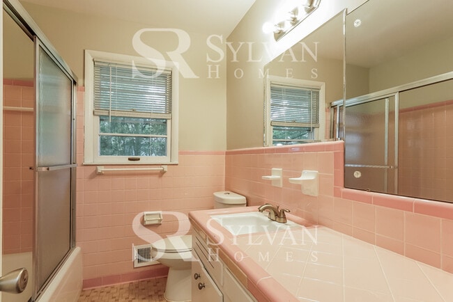 Building Photo - The Lifestyle You Deserve.