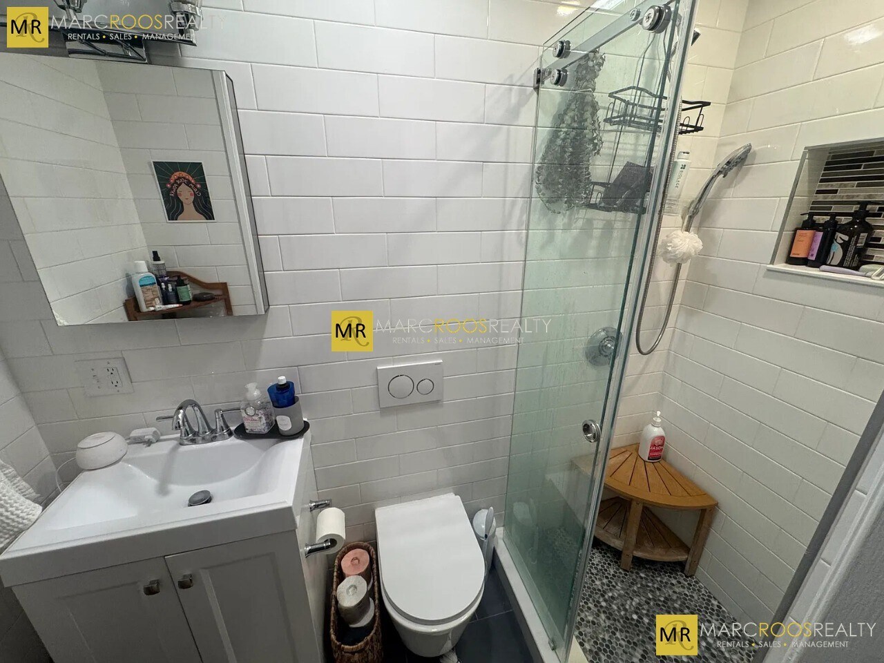 Building Photo - 464 Beacon St